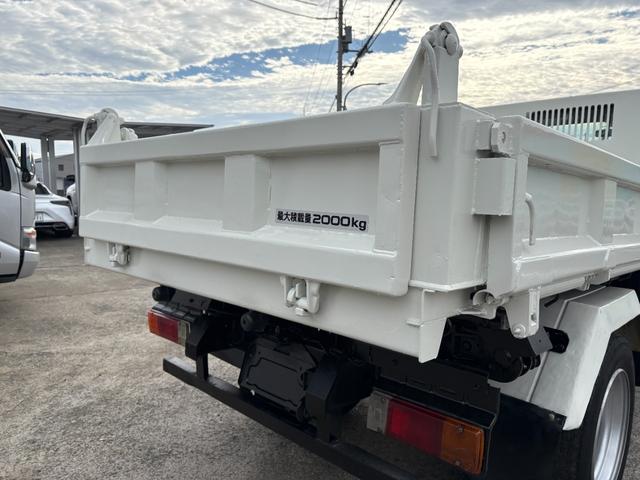 デュトロ 4000cc 2t 2トン 三転ダンプ 走行62000K ディーゼル AT オートマ パワーウインドウ 内外装仕上げ済み 2トンダンプ 3人乗り(29枚目)