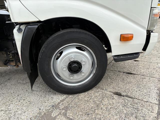 デュトロ 4000cc 2t 2トン 三転ダンプ 走行62000K ディーゼル AT オートマ パワーウインドウ 内外装仕上げ済み 2トンダンプ 3人乗り(51枚目)