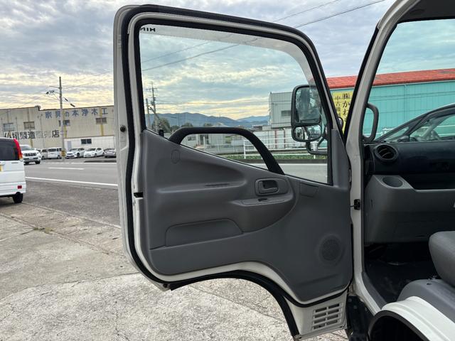 デュトロ 4000cc 2t 2トン 三転ダンプ 走行62000K ディーゼル AT オートマ パワーウインドウ 内外装仕上げ済み 2トンダンプ 3人乗り(67枚目)