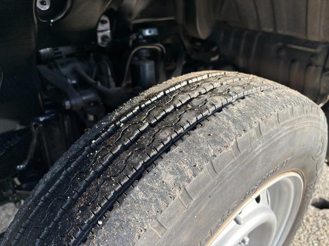 ダイナトラック 　２４９０ｃｃ　Ｗキャブ　ダブルキャブ　１．２ｔ　１．２トン　５速　５ＭＴ　ディーゼル　６人乗り　パワーウインドウ　内外装仕上げ済み　総重量３３８０Ｋｇ　普通免許ＯＫ（49枚目）