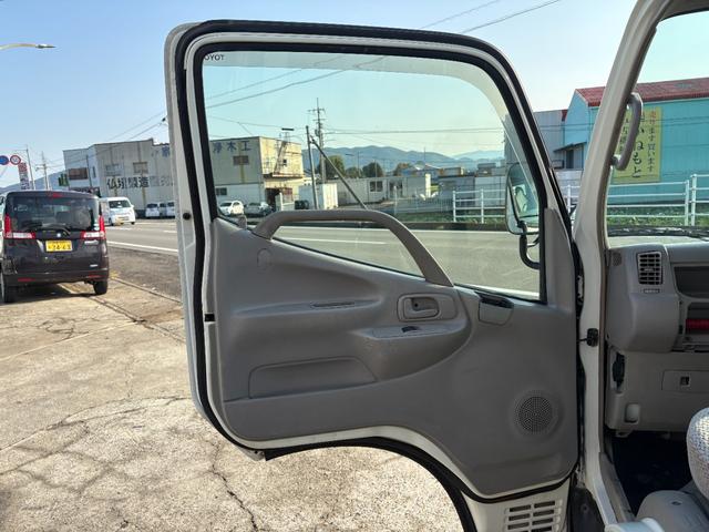 ダイナトラック 　２４９０ｃｃ　Ｗキャブ　ダブルキャブ　１．２ｔ　１．２トン　５速　５ＭＴ　ディーゼル　６人乗り　パワーウインドウ　内外装仕上げ済み　総重量３３８０Ｋｇ　普通免許ＯＫ（65枚目）