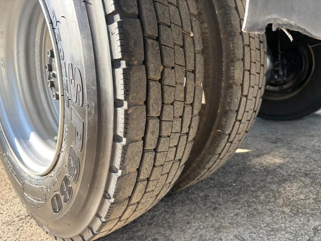 フォワード 　５１９０ｃｃ　ダンプ　３．５ｔ　３．５トン　３人乗り　電動コボレーン　走行６３０００Ｋ　パワーウインドウ　極東ダンプ　ＡＴ　オートマ　内外装仕上げ済み（30枚目）