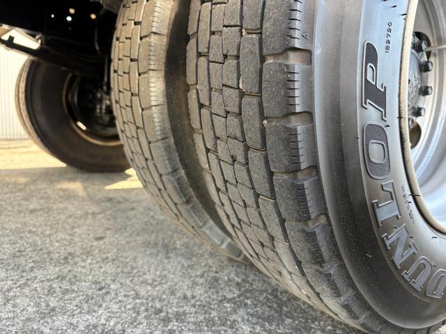 フォワード 　５１９０ｃｃ　ダンプ　３．５ｔ　３．５トン　３人乗り　電動コボレーン　走行６３０００Ｋ　パワーウインドウ　極東ダンプ　ＡＴ　オートマ　内外装仕上げ済み（35枚目）