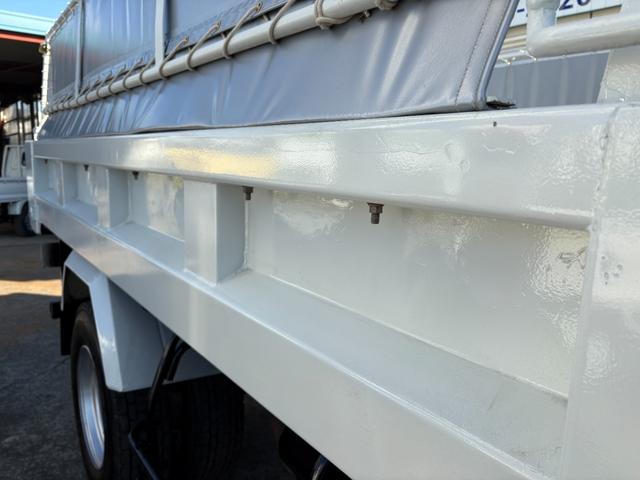 フォワード 　５１９０ｃｃ　ダンプ　３．５ｔ　３．５トン　３人乗り　電動コボレーン　走行６３０００Ｋ　パワーウインドウ　極東ダンプ　ＡＴ　オートマ　内外装仕上げ済み（37枚目）