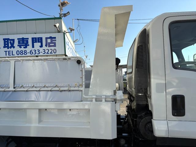 フォワード 　５１９０ｃｃ　ダンプ　３．５ｔ　３．５トン　３人乗り　電動コボレーン　走行６３０００Ｋ　パワーウインドウ　極東ダンプ　ＡＴ　オートマ　内外装仕上げ済み（39枚目）