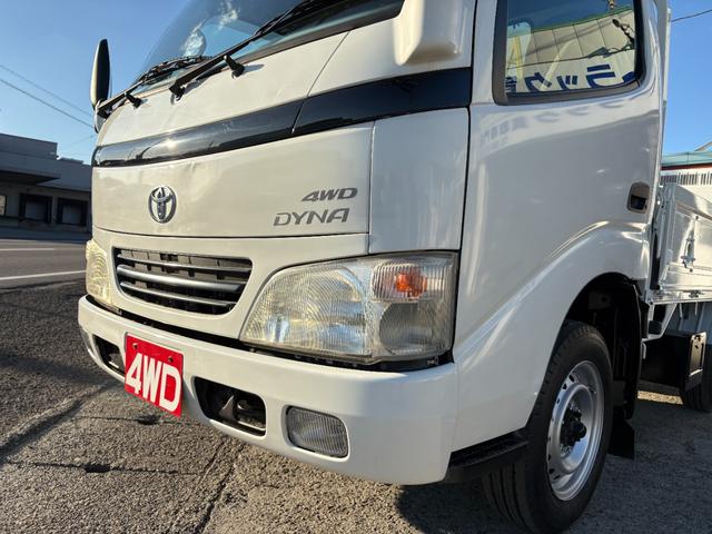 ダイナトラック 　２４９０ｃｃ　１ｔ　１トン　平ボディ　４ＷＤ　垂直パワーゲート付　極東開発Ｖ６００　３人乗り　ディーゼル　５速　５ＭＴ　ゲート極東Ｖ６０１Ａ　パワーゲート（8枚目）