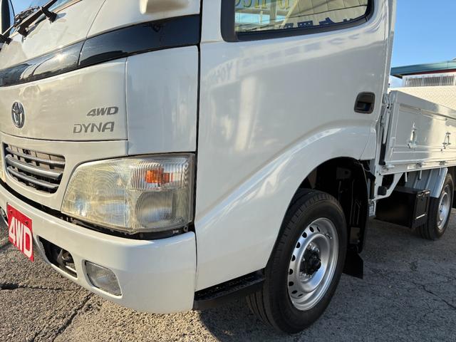 ダイナトラック 　２４９０ｃｃ　１ｔ　１トン　平ボディ　４ＷＤ　垂直パワーゲート付　極東開発Ｖ６００　３人乗り　ディーゼル　５速　５ＭＴ　ゲート極東Ｖ６０１Ａ　パワーゲート（17枚目）