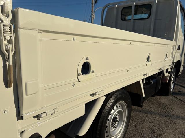 ダイナトラック 　２４９０ｃｃ　１ｔ　１トン　平ボディ　４ＷＤ　垂直パワーゲート付　極東開発Ｖ６００　３人乗り　ディーゼル　５速　５ＭＴ　ゲート極東Ｖ６０１Ａ　パワーゲート（38枚目）