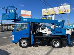 ４８９０ｃｃ　高所作業車　走行４２０００Ｋ　ディーゼル　５速　５ＭＴ　パワステ　パワーウインドウ　内外装仕上げ済み　ＮＳＳ１２５　３人乗り　長さ５５０幅１８９高さ３３４ 2