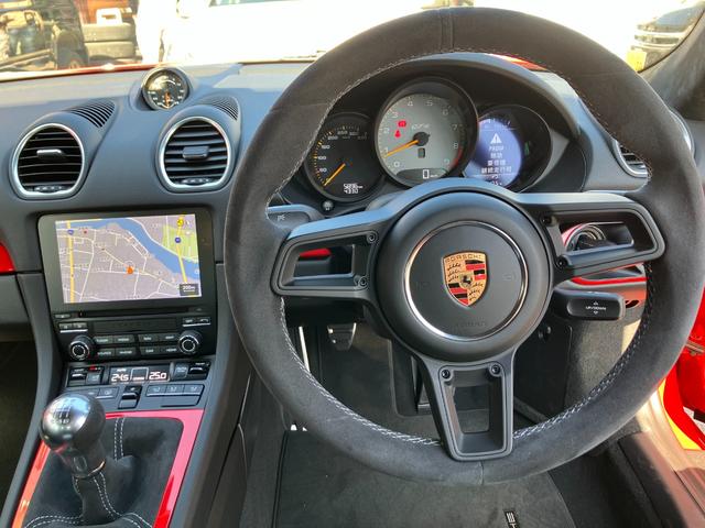 ７１８ケイマン ７１８ケイマンＧＴ４　ナビ　Ｂｌｕｅｔｏｏｔｈ　ＵＳＢ　ＥＴＣ２．０　レザーシート　２０インチアルミホイール（48枚目）