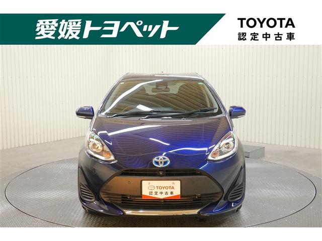 スタイリッシュなヘッドライト＆フロントグリル♪