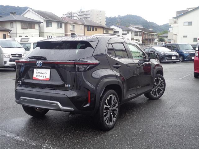 ヤリスクロス ハイブリッドＺ　アドベンチャー　フルセグ　メモリーナビ　ミュージックプレイヤー接続可　バックカメラ　衝突被害軽減システム　ＥＴＣ　ドラレコ　ＬＥＤヘッドランプ　ワンオーナー　記録簿（5枚目）