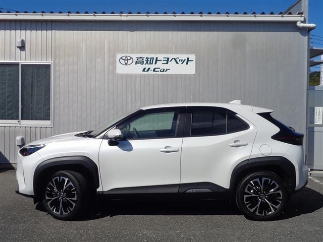 ヤリスクロス ハイブリッドＺ　フルセグ　メモリーナビ　ミュージックプレイヤー接続可　バックカメラ　衝突被害軽減システム　ＥＴＣ　ドラレコ　ＬＥＤヘッドランプ　ワンオーナー　記録簿（3枚目）