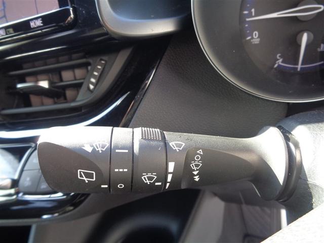 Ｃ－ＨＲ Ｓ－Ｔ　ＬＥＤパッケージ　フルセグ　メモリーナビ　ＤＶＤ再生　ミュージックプレイヤー接続可　バックカメラ　衝突被害軽減システム　ＥＴＣ　ＬＥＤヘッドランプ　ワンオーナー　フルエアロ　記録簿（19枚目）