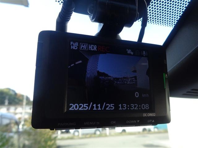 前側ドライブレコーダー付