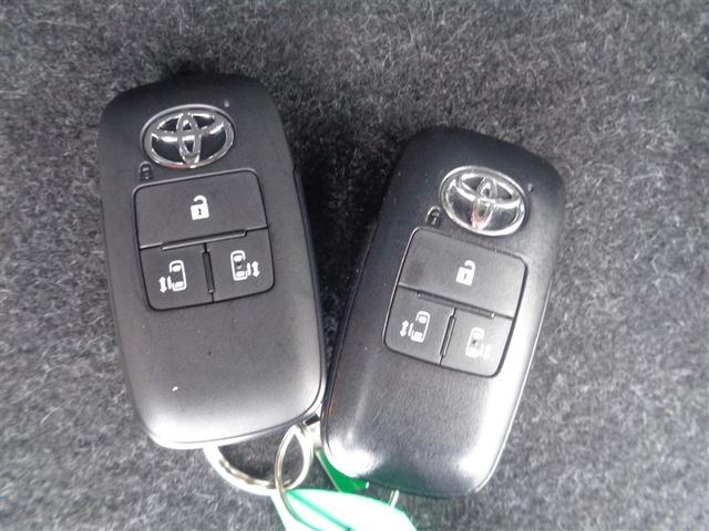 ルーミー Ｇ　メモリーナビ　ＤＶＤ再生　ミュージックプレイヤー接続可　バックカメラ　衝突被害軽減システム　ＥＴＣ　ドラレコ　両側電動スライド　ＬＥＤヘッドランプ　ウオークスルー　ワンオーナー　アイドリングストップ（27枚目）