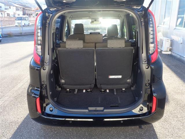 シエンタ ハイブリッドZ 4WD フルセグ メモリーナビ ミュージックプレイヤー接続可 バックカメラ 衝突被害軽減システム ETC ドラレコ 両側電動スライド LEDヘッドランプ ウオークスルー 乗車定員7人 3列シート(8枚目)