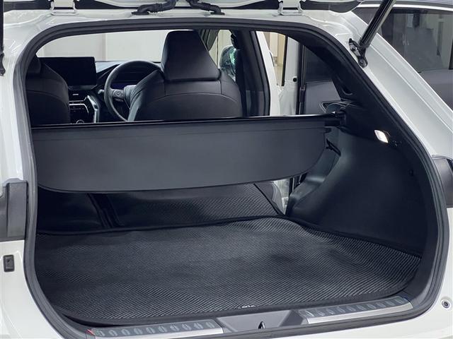 ハリアーハイブリッド Ｚ　レザーパッケージ　ＬＥＤヘッドランプ　バックモニター　ブラインドスポットモニター　パノラミックビューモニター　ドライブレコーダー　Ｔ－Ｃｏｎｎｅｃｔナビ　フルセグ　メディアプレイヤー接続　フルエアロ　本革シート（18枚目）