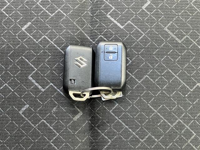 ワゴンＲ ＦＸ　ＣＤ再生装置　メディアプレイヤー接続　ベンチシート　スマートキ－　衝突被害軽減ブレーキ　ペダル踏み間違い急発進抑制装置　車線逸脱警報　先進ライト　デュアルエアバッグ　ＡＢＳ　横滑防止装置（27枚目）