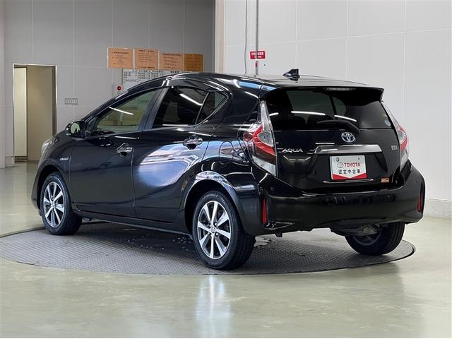 アクア Sスタイルブラック バックモニター T-Connectナビ フルセグ DVD再生装置 CD再生装置 純正アルミホイール スマートキ- イモビライザー ETC LEDヘッドライト 衝突被害軽減ブレーキ 車線逸脱警報 ABS(3枚目)