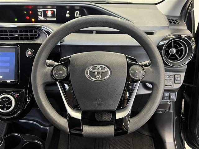 アクア Sスタイルブラック バックモニター T-Connectナビ フルセグ DVD再生装置 CD再生装置 純正アルミホイール スマートキ- イモビライザー ETC LEDヘッドライト 衝突被害軽減ブレーキ 車線逸脱警報 ABS(19枚目)