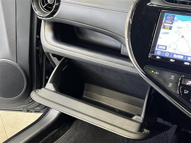 アクア Sスタイルブラック バックモニター T-Connectナビ フルセグ DVD再生装置 CD再生装置 純正アルミホイール スマートキ- イモビライザー ETC LEDヘッドライト 衝突被害軽減ブレーキ 車線逸脱警報 ABS(30枚目)