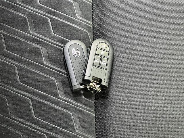 ルーミー カスタムG-T LEDヘッドランプ バックモニター ドライブレコーダー T-Connectナビ フルセグ CD再生装置 純正アルミ スマートキ- イモビライザー クルーズコントロール 両側電動スライドドア ETC(28枚目)