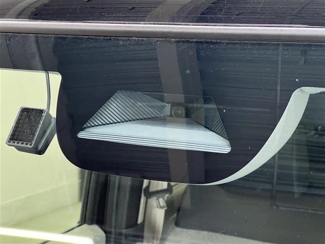 先進の安全装置が装着されています。詳しい機能についてはスタッフまでお問合せください。