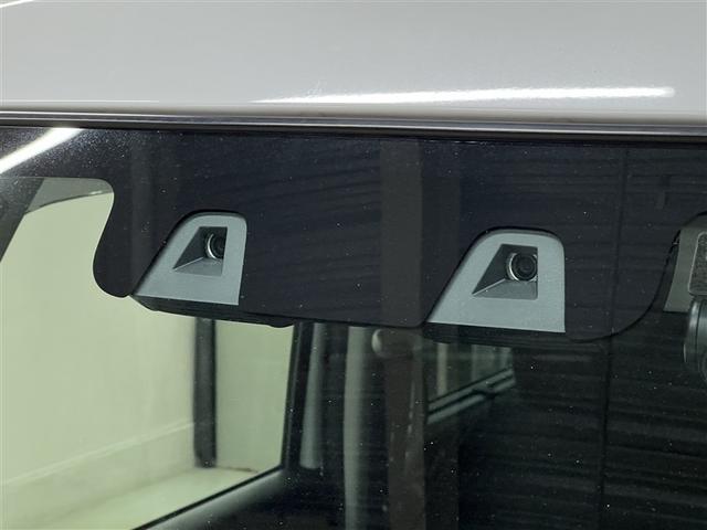 先進の安全装置が装着されています。詳しい機能についてはスタッフまでお問合せください。