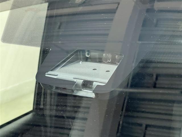 ノア Si ダブルバイビーIII LEDヘッドランプ バックモニター T-Connectナビ フルセグ DVD再生装置 CD再生装置 3列シート 純正アルミ スマートキ- イモビライザー クルーズコントロール 両側電動スライドドア(7枚目)