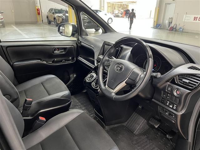 ノア Si ダブルバイビーIII LEDヘッドランプ バックモニター T-Connectナビ フルセグ DVD再生装置 CD再生装置 3列シート 純正アルミ スマートキ- イモビライザー クルーズコントロール 両側電動スライドドア(10枚目)