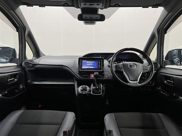 ノア Si ダブルバイビーIII LEDヘッドランプ バックモニター T-Connectナビ フルセグ DVD再生装置 CD再生装置 3列シート 純正アルミ スマートキ- イモビライザー クルーズコントロール 両側電動スライドドア(17枚目)