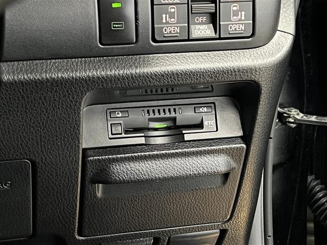 ノア Si ダブルバイビーIII LEDヘッドランプ バックモニター T-Connectナビ フルセグ DVD再生装置 CD再生装置 3列シート 純正アルミ スマートキ- イモビライザー クルーズコントロール 両側電動スライドドア(21枚目)