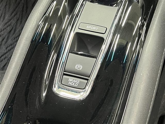 ヴェゼル ハイブリッドX・ホンダセンシング LEDヘッドランプ ドライブレコーダー フルセグ DVD再生装置 CD再生装置 純正アルミ スマートキ- イモビライザー クルーズコントロール ETC 衝突被害軽減ブレーキ ABS 横滑防止装置(25枚目)