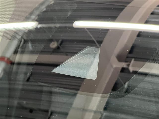 先進の安全装置が装着されています。詳しい機能についてはスタッフまでお問合せください。