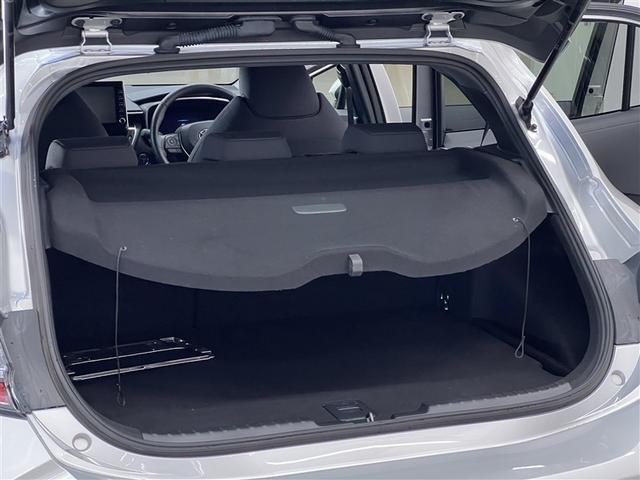 荷室はシートアレンジを行うことで広い荷室にすることが可能です　様々なシーンで活躍できますね