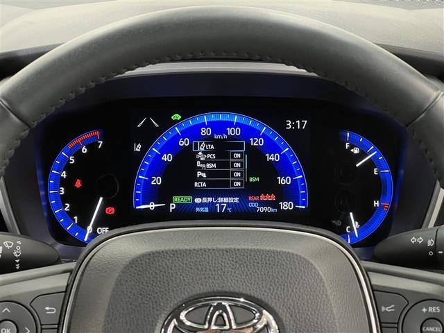 先進の安全装置が装着されています。詳しい機能についてはスタッフまでお問合せください。