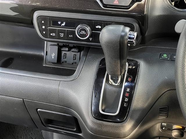 N-BOXカスタム G・Lホンダセンシング バックモニター ETC ワンオーナー スマートキ- イモビライザー クルーズコントロール 両側電動スライドドア リアスポイラー 純正アルミホイール ナビ付きDA フルセグTV(28枚目)