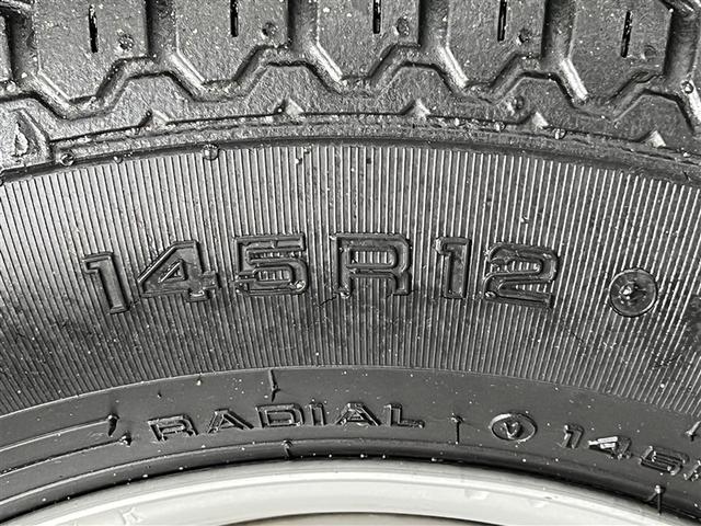 キャリイトラック ＫＣ　デュアルエアバッグ　ＡＢＳ　ビニールシート　フロントエアコン　パワステ（9枚目）