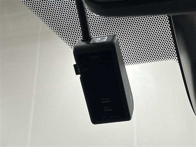 シエンタ Ｇ　クルマイス　タイプ１　Ｔ－Ｃｏｎｎｅｃｔナビ　衝突被害軽減ブレーキ　車線逸脱警報　イモビライザー　デュアルエアバッグ　スマートキ－　横滑防止装置　ＬＥＤヘッドランプ　バックモニター　全周囲カメラ　ドライブレコーダー　ＥＴＣ（24枚目）