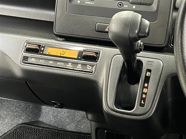 ワゴンＲ ＦＸ　衝突被害軽減ブレーキ　ペダル踏み間違い急発進抑制装置　車線逸脱警報　先進ライト　デュアルエアバッグ　横滑防止装置　ＣＤ再生装置　純正アルミホイール　ベンチシート　スマートキ－　イモビライザー（23枚目）