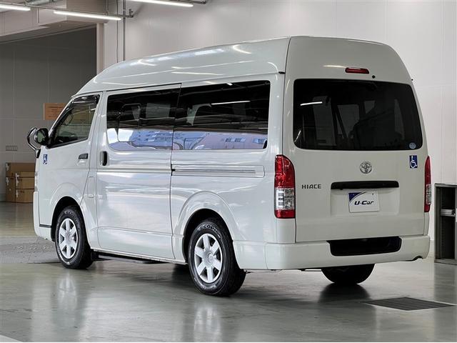 ハイエースバン DX クルマイス Bタイフ ウェルキャブ 3列シート メディアプレイヤー接続 キーレスエントリー シングルエアバッグ ABS モケットシート フロントエアコン リヤエアコン パワステ パワーウィンドウ(3枚目)