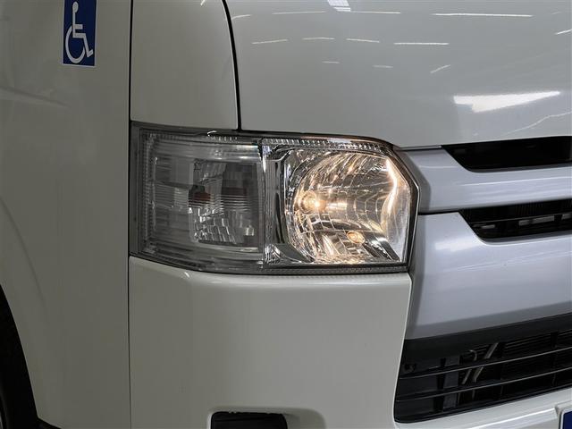 ハイエースバン DX クルマイス Bタイフ ウェルキャブ 3列シート メディアプレイヤー接続 キーレスエントリー シングルエアバッグ ABS モケットシート フロントエアコン リヤエアコン パワステ パワーウィンドウ(5枚目)