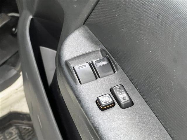 ハイエースバン DX クルマイス Bタイフ ウェルキャブ 3列シート メディアプレイヤー接続 キーレスエントリー シングルエアバッグ ABS モケットシート フロントエアコン リヤエアコン パワステ パワーウィンドウ(19枚目)