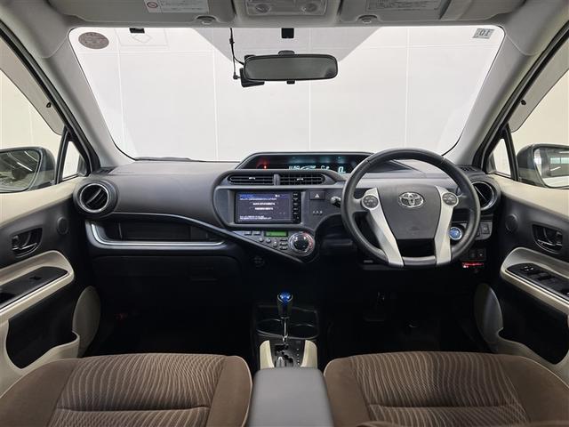 アクア G デュアルエアバッグ 横滑防止装置 バックモニター ドライブレコーダー カーナビ キーレスエントリー イモビライザー CD・DVD再生装置 ワンセグTV ETC ABS リアスポイラー モケットシート(17枚目)