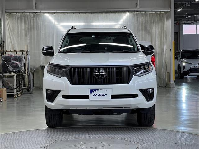 ランドクルーザープラド TX Lパッケージ マットブラックエディション 衝突被害軽減ブレーキ ペダル踏み間違い急発進抑制装置 デュアル+サイドエアバッグ ABS 本革シート 純正アルミホイール オートエアコン パワステ パワーウィンドウ(4枚目)