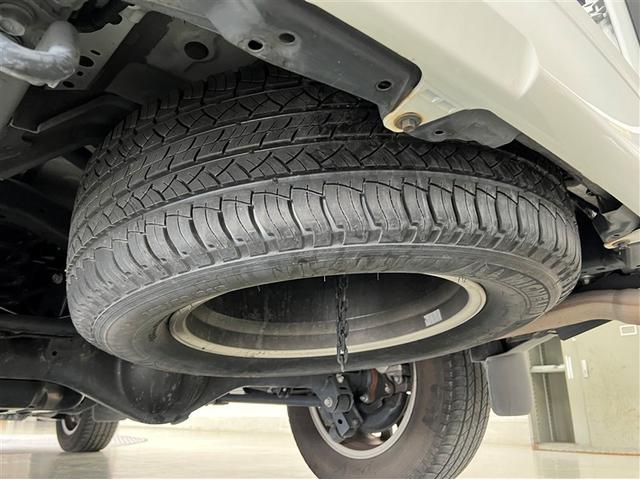 ランドクルーザープラド TX Lパッケージ マットブラックエディション 衝突被害軽減ブレーキ ペダル踏み間違い急発進抑制装置 デュアル+サイドエアバッグ ABS 本革シート 純正アルミホイール オートエアコン パワステ パワーウィンドウ(16枚目)