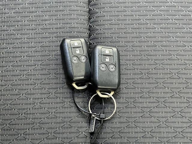 スペーシアカスタム ハイブリッドXS ゼン 衝突被害軽減ブレーキ ペダル踏み間違い急発進抑制装置 車線逸脱警報 先進ライト デュアル+サイドエアバッグ 横滑防止装置 全周囲カメラ カーナビ スマートキ- イモビライザー 両側電動スライドドア(30枚目)