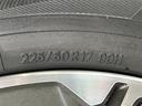 タイヤサイズは【225/60R17】