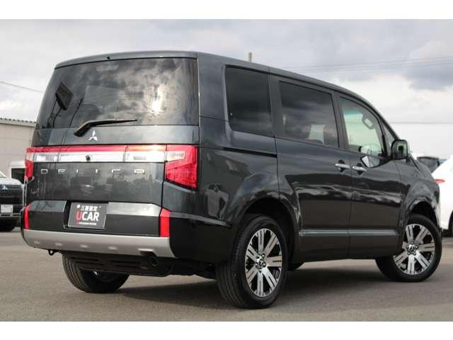 デリカＤ：５ Ｐ　電動ステップレス１１インチナビ全周囲カメラ　１オーナ　Ｂモニター　ミュージックプレイヤー接続可　地デジ　カーテンエアバック　ＬＥＤヘッドランプ　デュアルエアコン　ナビＴＶ　シートヒーター　４ＷＤ　３列（2枚目）